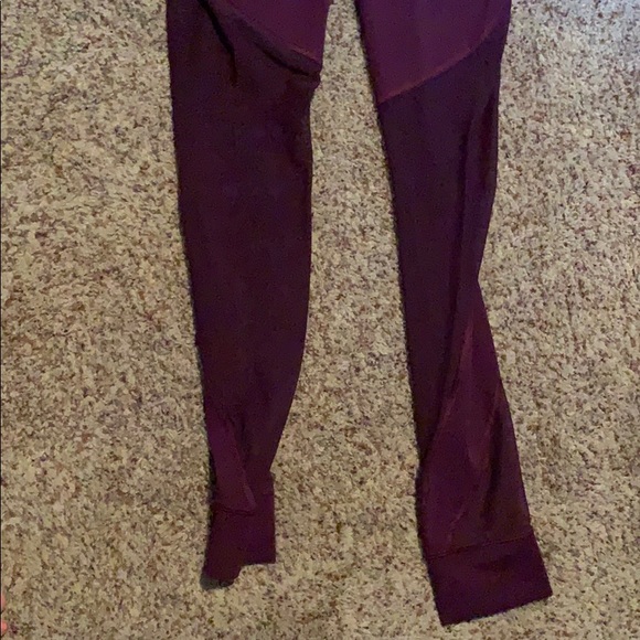 purple lululemon leggings - Picture 3 of 4